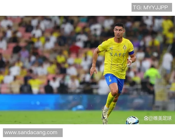 足球巨星震撼宣布退役视频下载全记录回顾他辉煌的职业生涯与感人告别